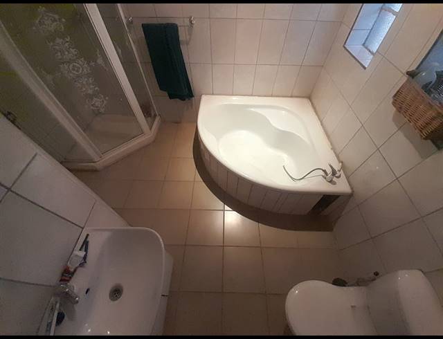 3 BEDROOM HOUSE FOR SALE IN BO-DORP